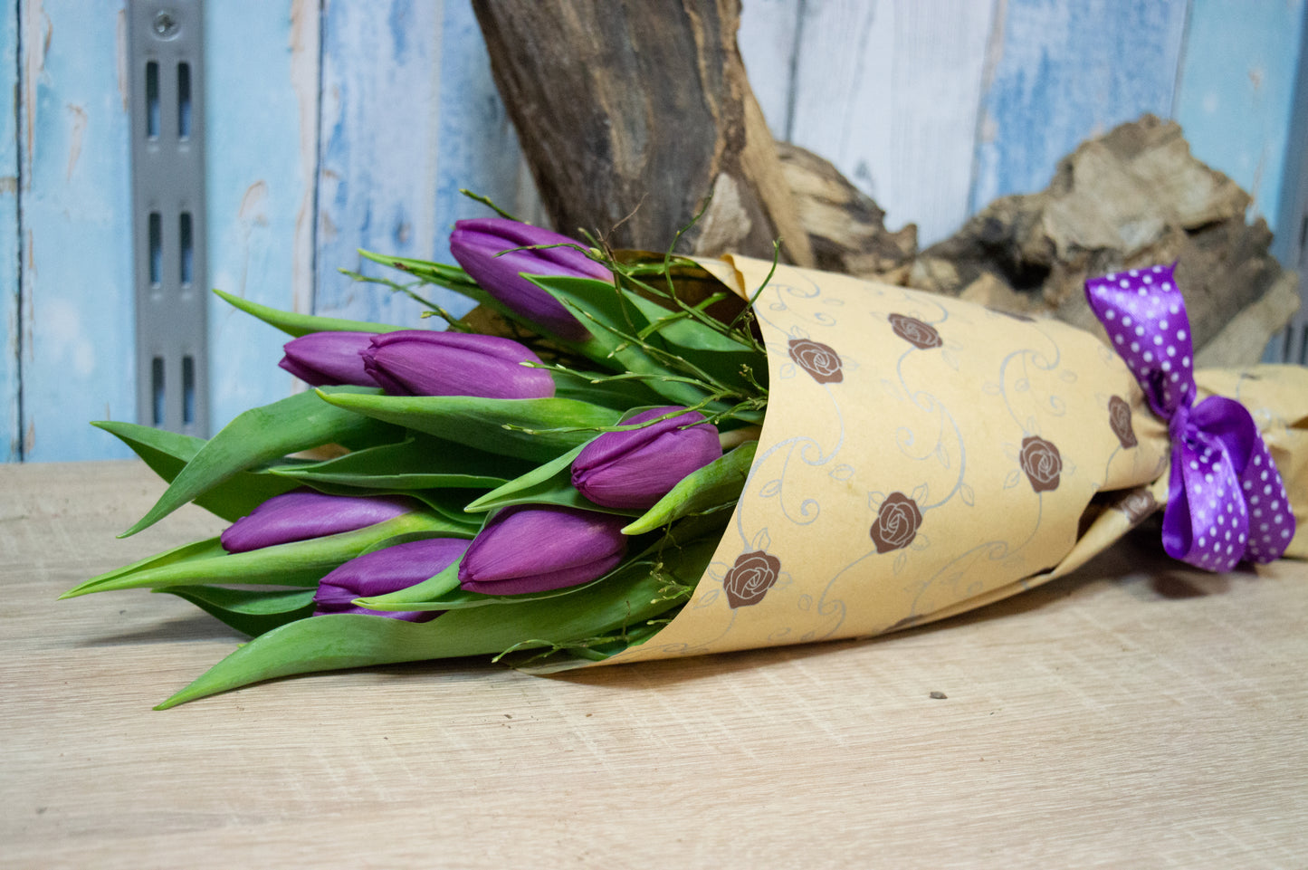 Buchet din 7 lalele mov
