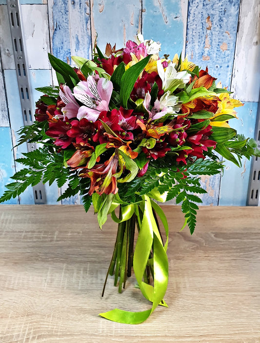 Buchet din 15 Alstroemeria multicoloră