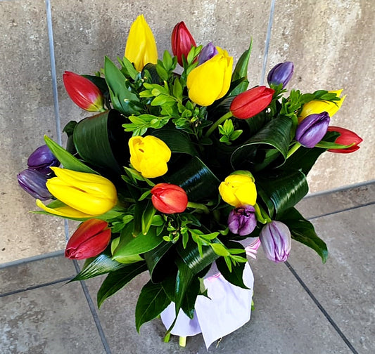 Buchet din 19 Lalele multicolore