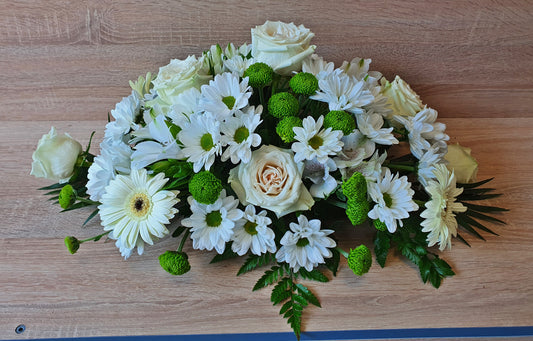 Aranjament funerar Crizanteme și Trandafiri