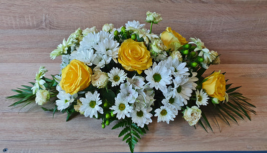Aranjament funerar Crizanteme și Alstroemeria