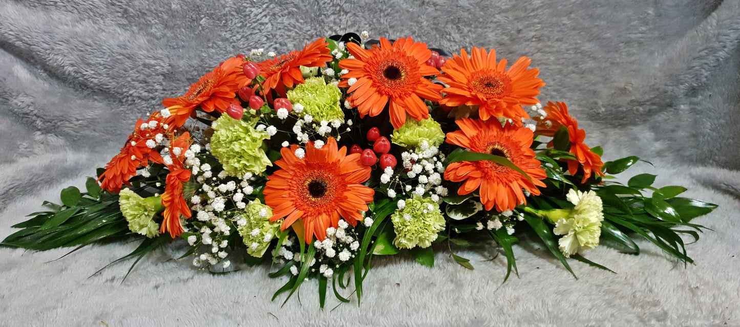 Aranjament funerar Gerbera și Garoafe